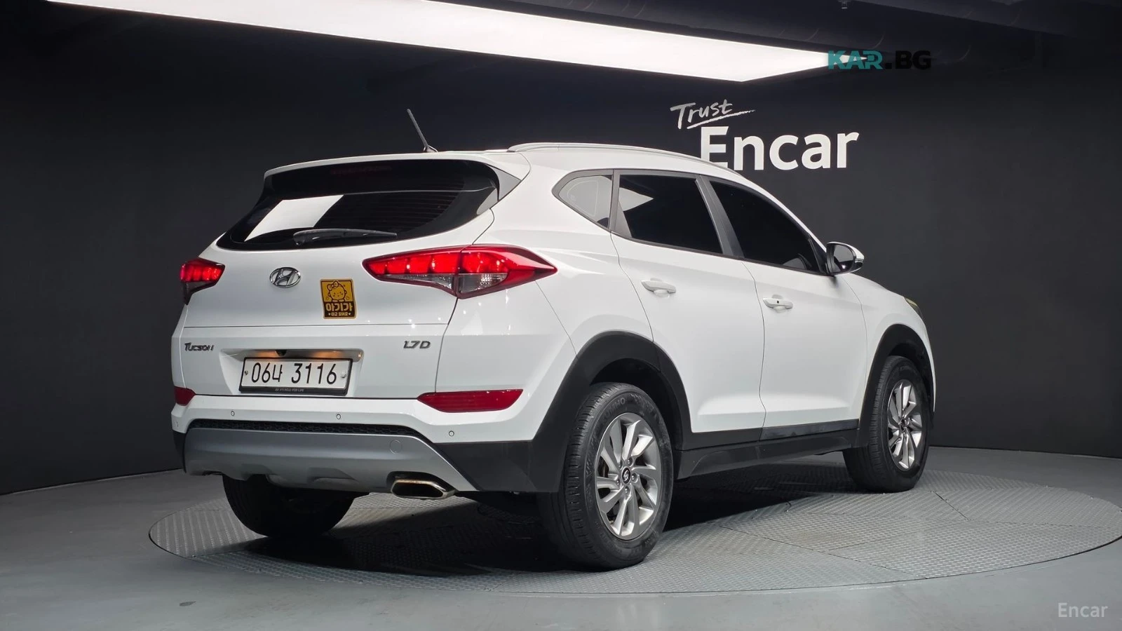 Hyundai Tucson ОБДУХВАНЕ* ПОДГРЕВ* КАМЕРА* КОЖА* , снимка 2 - Автомобили и джипове - 56292369