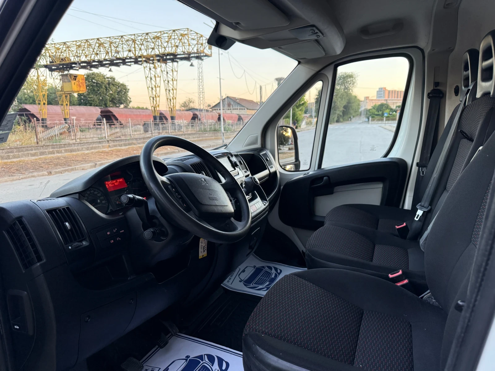 Peugeot Boxer 2.2HDI L1H1 - изображение 9