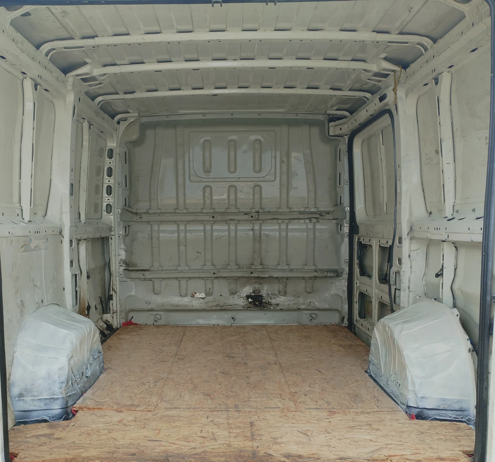 Fiat Ducato 2.2 100hp 6ск Клима Теглич 3 места , снимка 14 - Бусове и автобуси - 55006127