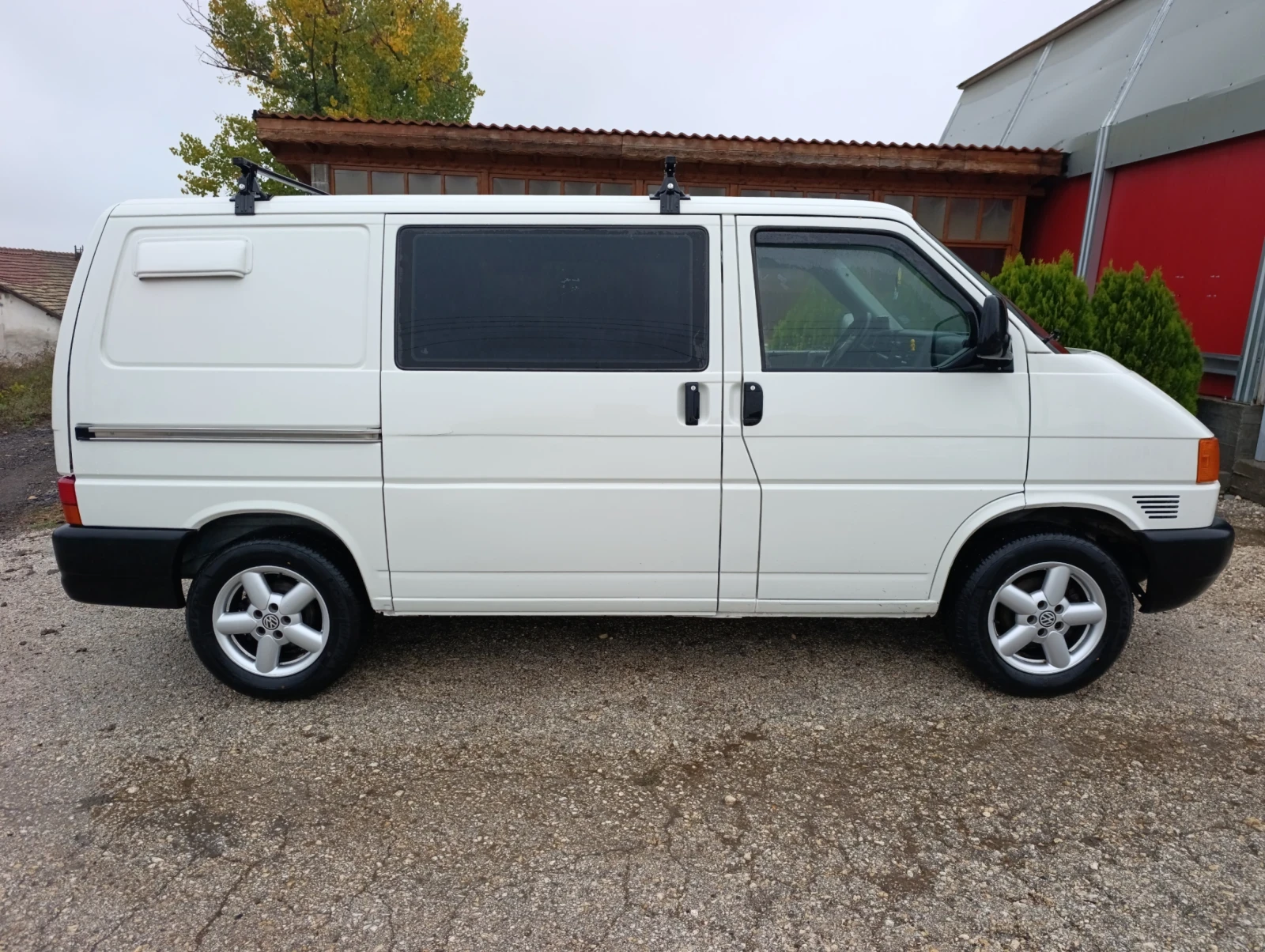 VW T4, снимка 2 - Бусове и автобуси - 56740038