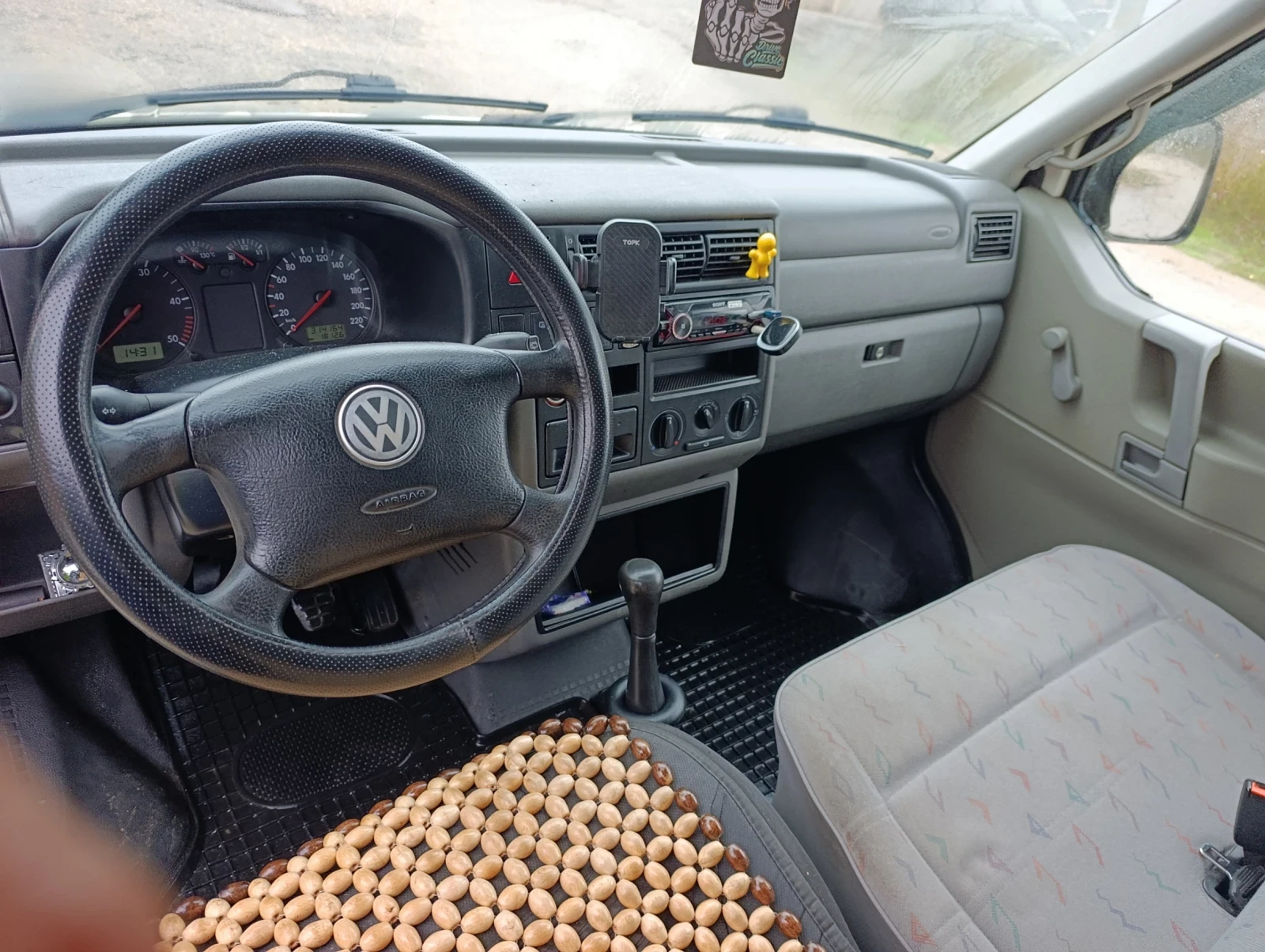 VW T4, снимка 12 - Бусове и автобуси - 56740038