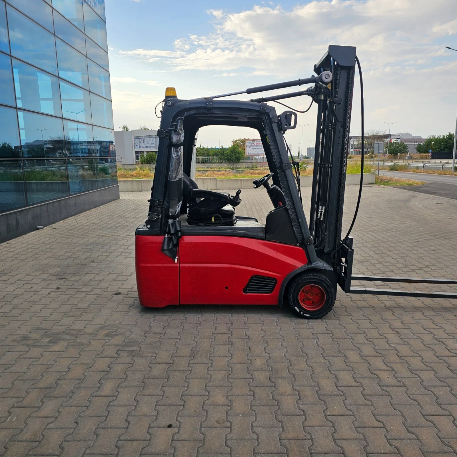 Електрокар Linde Е20, снимка 3 - Индустриална техника - 55981097