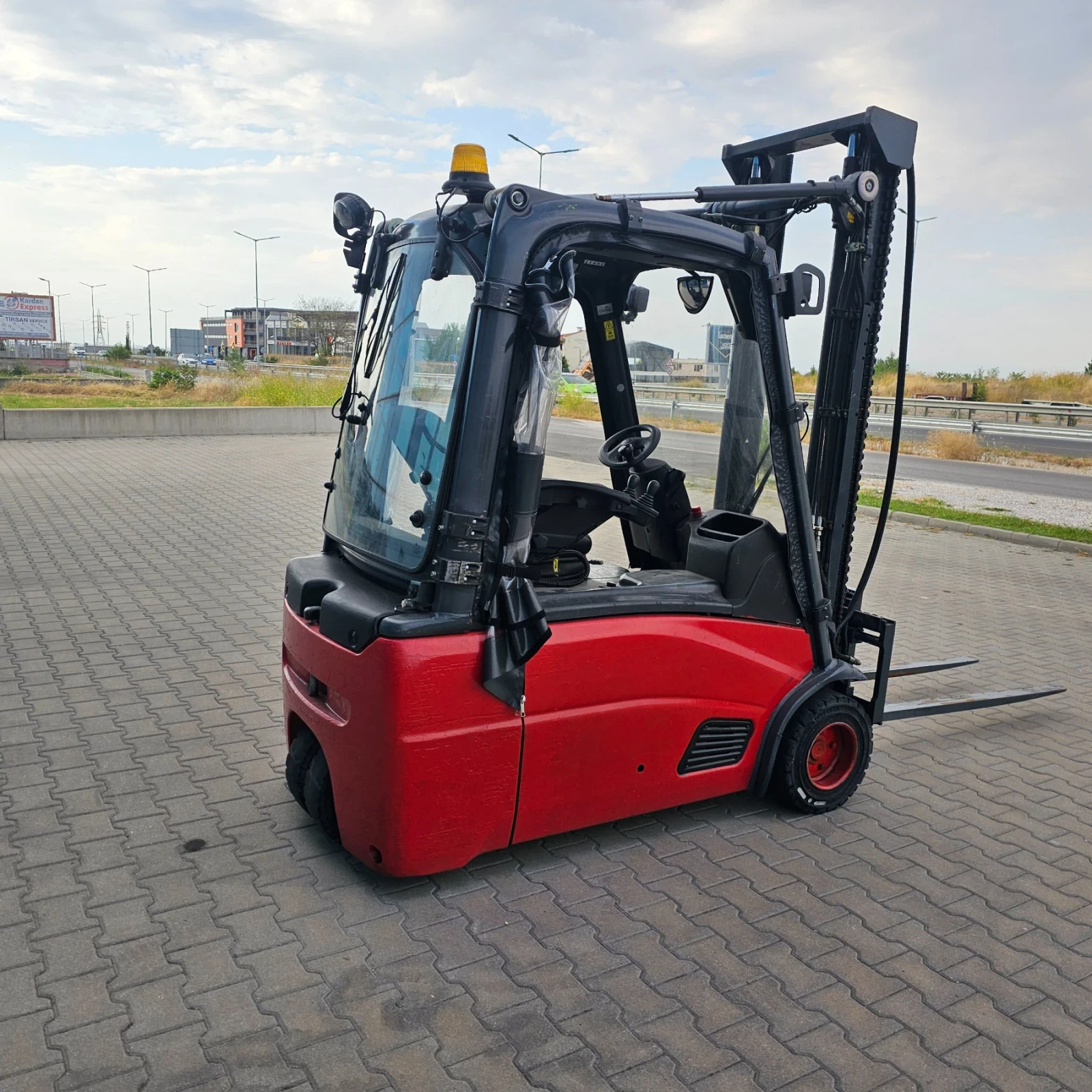 Електрокар Linde Е20, снимка 6 - Индустриална техника - 55981097