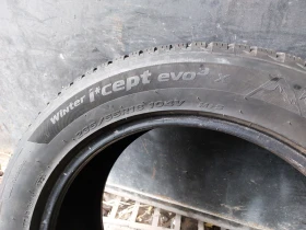 Гуми Зимни 235/55R18, снимка 6 - Гуми и джанти - 48791842