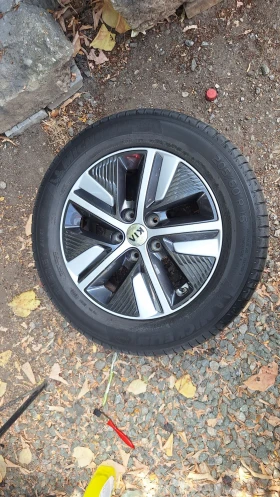 ���� � ������ 205/60R16 �� Kia Niro | Mobile.bg � ����� ������ 6