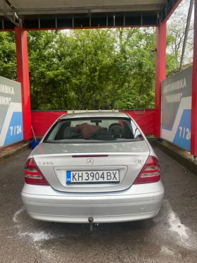 Mercedes-Benz C 200, снимка 8
