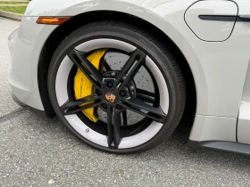 Porsche Taycan TURBO S AWD * FULL MAX* , снимка 8