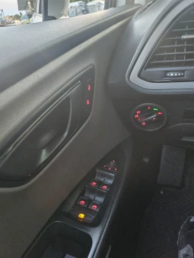 Seat Leon 1.5 TGI. /  | Mobile.bg    7