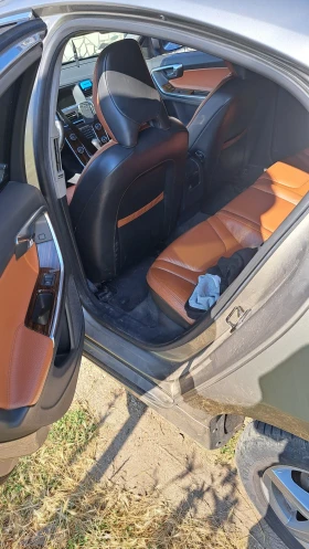 Volvo S60 2.4 D5 205  | Mobile.bg    6