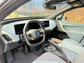 BMW iX 40 xDrive/326HP/LASER/360/HarmanKardon/HeadUP/ - 33900 € / 66302.64 лв. - 70243670 5