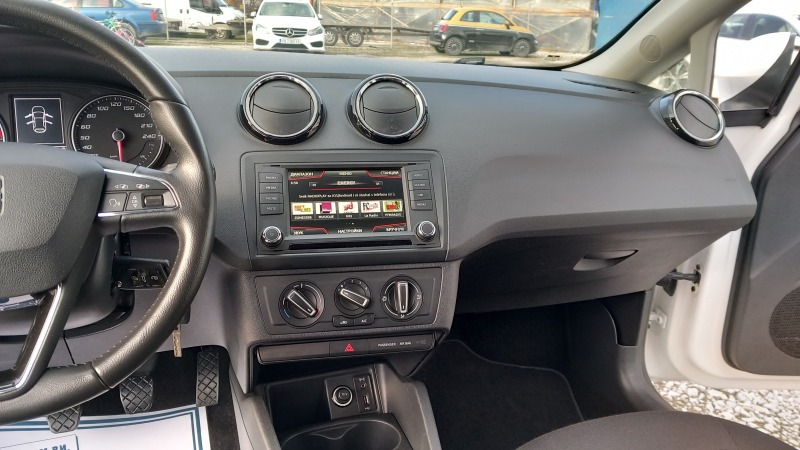 Seat Ibiza 1.0i-EURO6/КЛИМАТИК/АВТОПИЛОТ , снимка 10 - Автомобили и джипове - 44036063