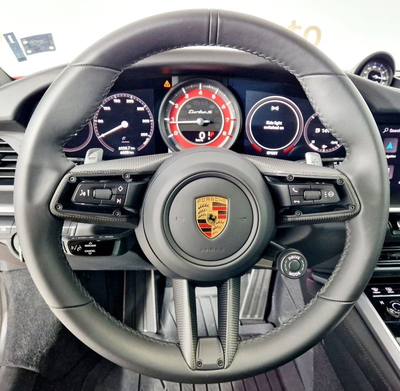 Porsche 911 turbo s 992 Burmester Carbon Lift Chrono, снимка 8 - Автомобили и джипове - 45975532