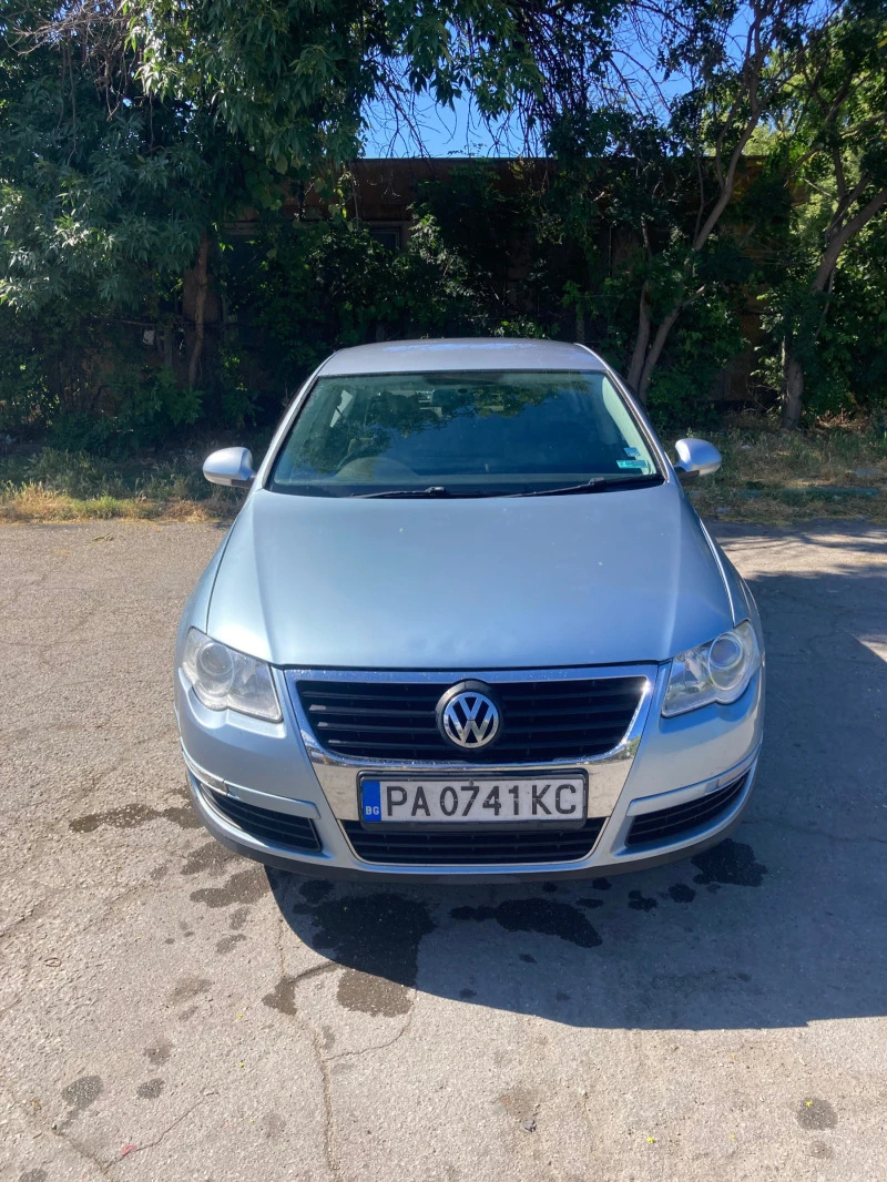 VW Passat, снимка 1 - Автомобили и джипове - 47572256