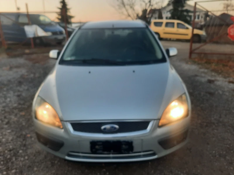 Ford Focus 2005, снимка 1 - Автомобили и джипове - 48116629