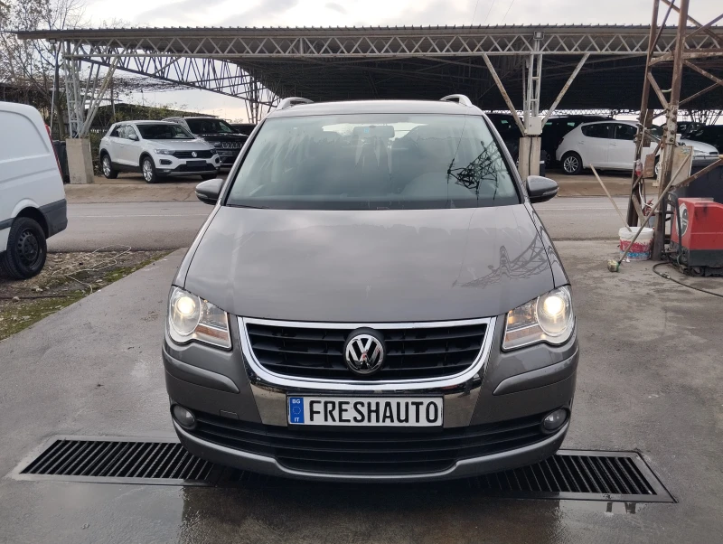 VW Touran 1.9tdi Navi, снимка 1 - Автомобили и джипове - 48332576