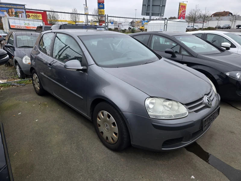 VW Golf, снимка 2 - Автомобили и джипове - 49469828