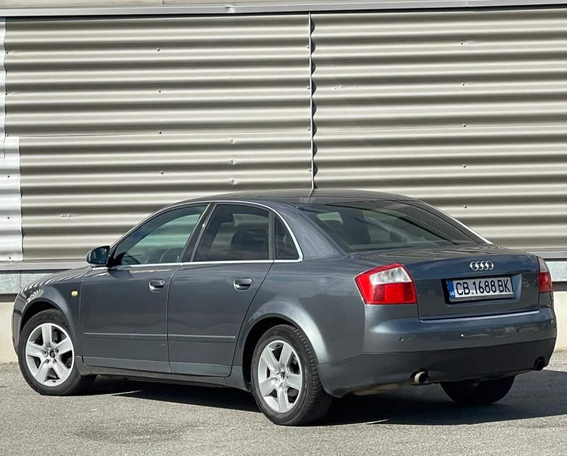 Audi A4 3.0i V6 БЕНЗИН АВТОМАТИК РЕГИСТРИРАН ОБСЛУЖЕН, снимка 4 - Автомобили и джипове - 52366300