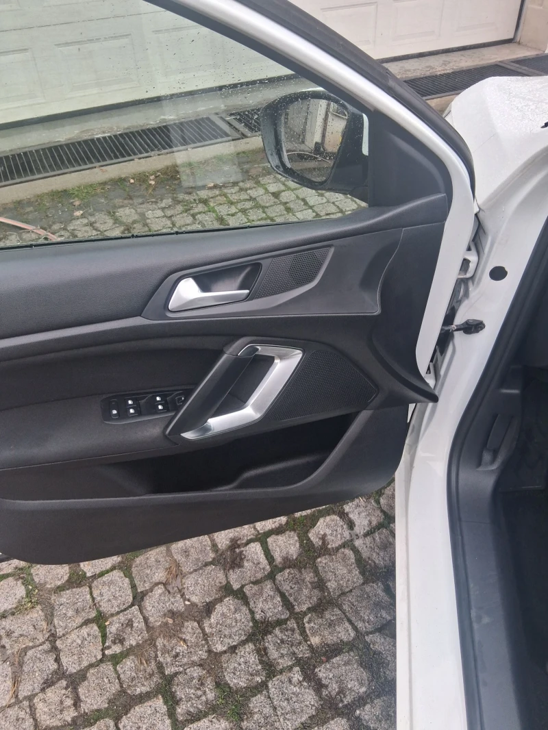 Peugeot 308, снимка 4 - Автомобили и джипове - 52424165