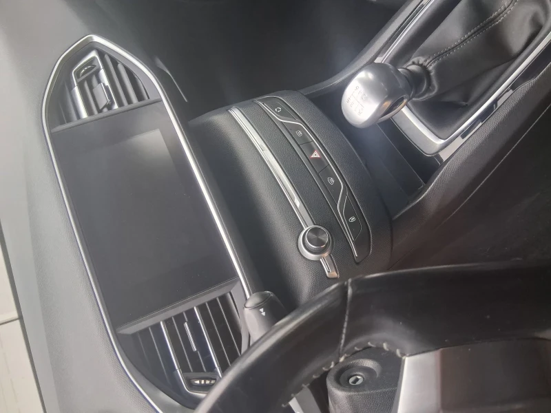 Peugeot 308, снимка 2 - Автомобили и джипове - 52424165