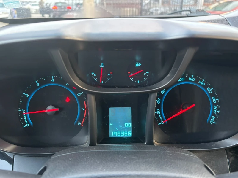 Chevrolet Orlando / 1.8I / GAS / 141 HP / 6+ 1 / EURO 5 /, снимка 12 - Автомобили и джипове - 52726991