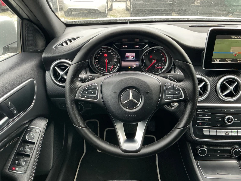 Mercedes-Benz A 180 CDI Sport, снимка 16 - Автомобили и джипове - 52848951