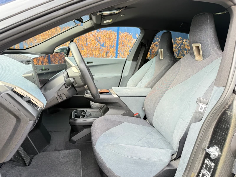 BMW iX 40 xDrive/326HP/LASER/360/HarmanKardon/HeadUP/, снимка 6 - Автомобили и джипове - 53019136
