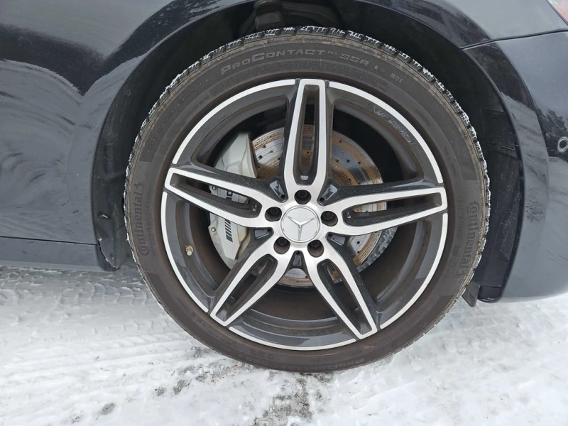 Mercedes-Benz E 43 AMG * CARFAX * БЕЗ ПЪРВОНАЧАЛНА ВНОСКА, снимка 16 - Автомобили и джипове - 53043004