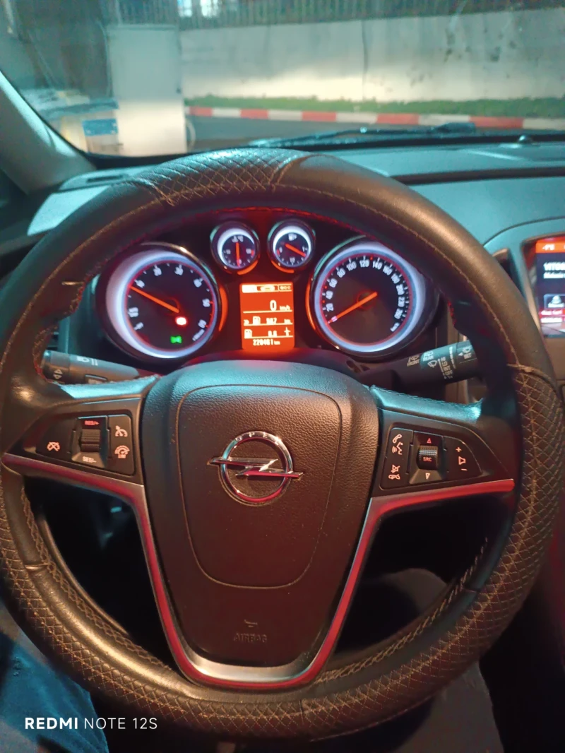 Opel Astra, снимка 10 - Автомобили и джипове - 53078986