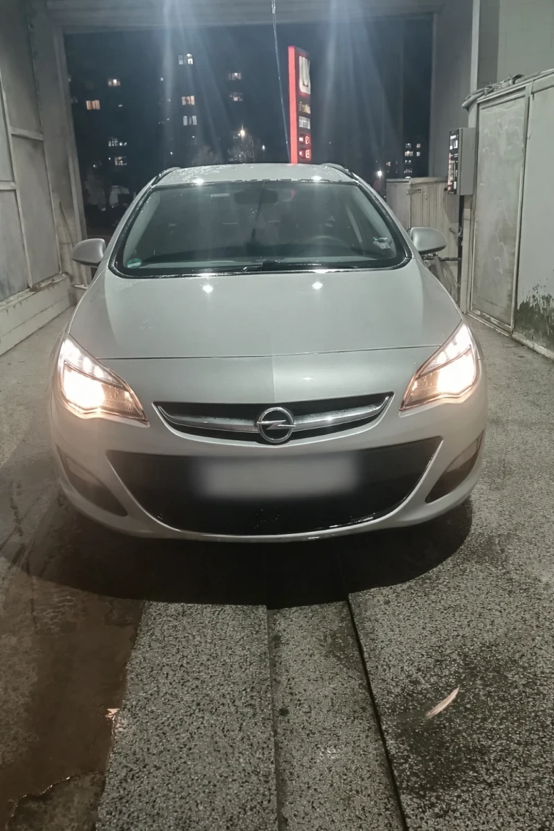 Opel Astra, снимка 2 - Автомобили и джипове - 53078986