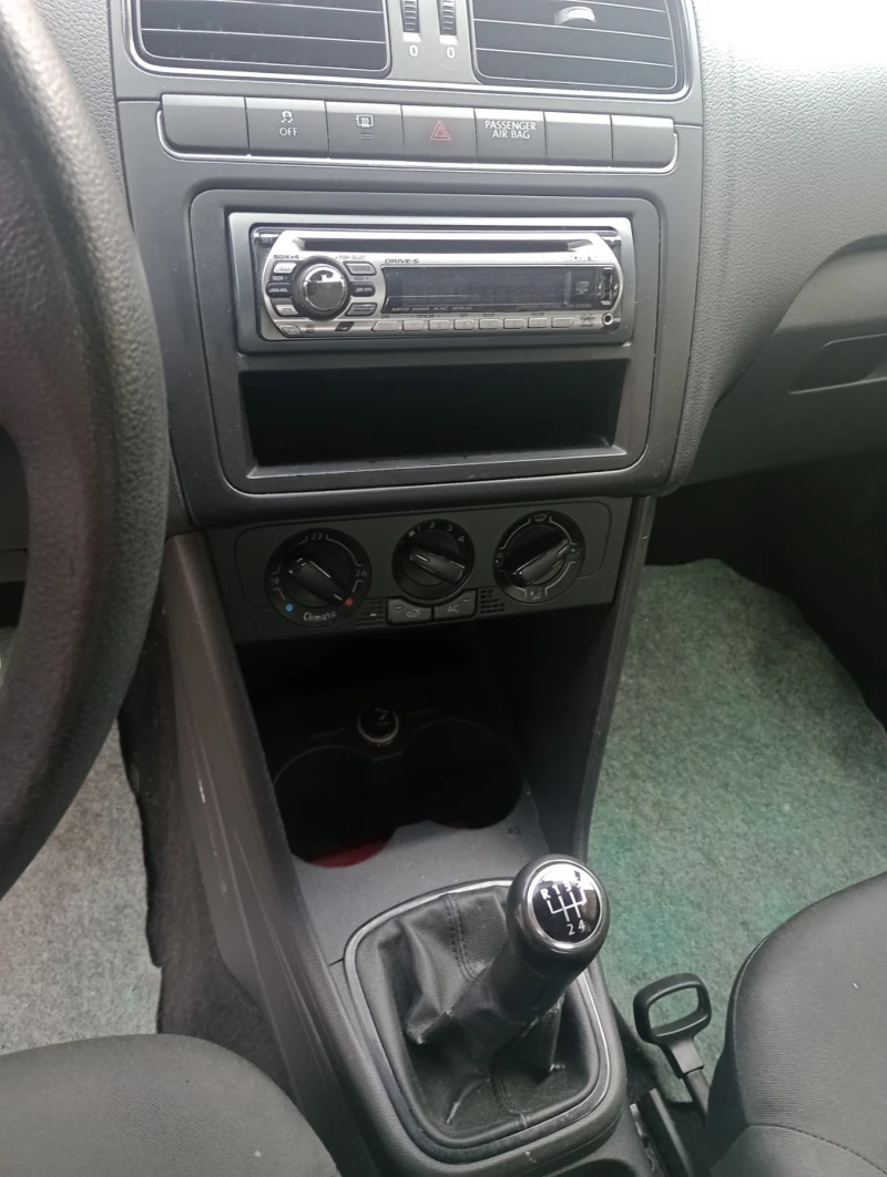 VW Polo 1.2, снимка 8 - Автомобили и джипове - 53408983