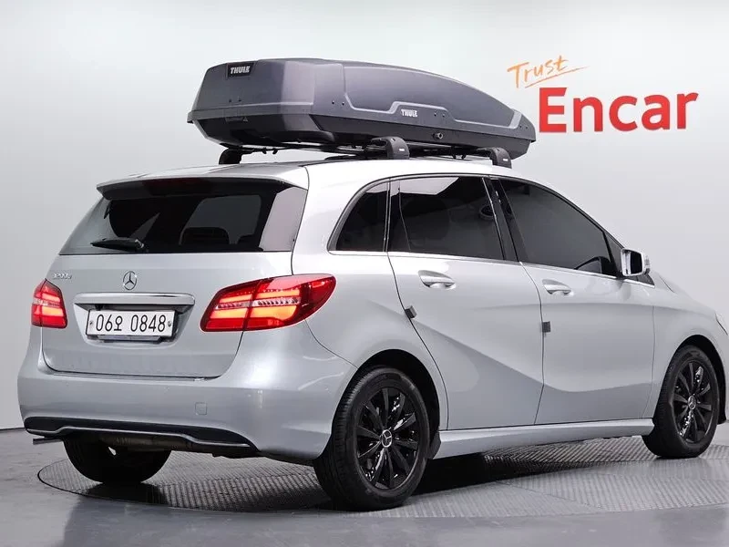 Mercedes-Benz B 200 W246, снимка 2 - Автомобили и джипове - 55703407