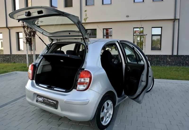 Nissan Micra 1.2i* РЕГИСТРИРАН* КЛИМАТРОНИК* АВТОПИЛОТ* ЕВРО 5, снимка 9 - Автомобили и джипове - 56132586
