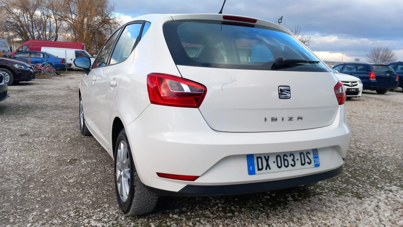 Seat Ibiza 1.0i-EURO6/КЛИМАТИК/АВТОПИЛОТ  - изображение 3