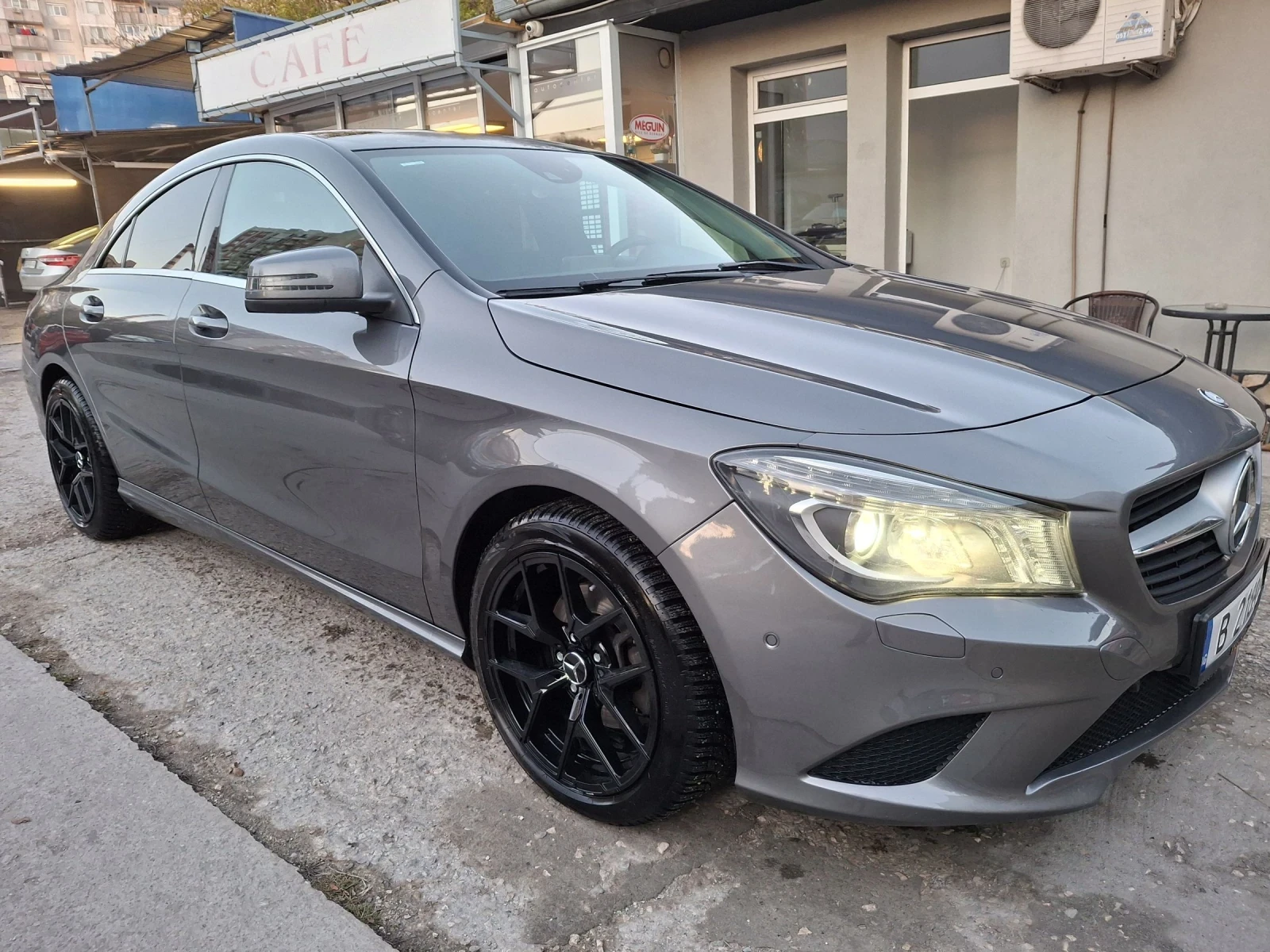 Mercedes-Benz CLA 220 AMG - изображение 2