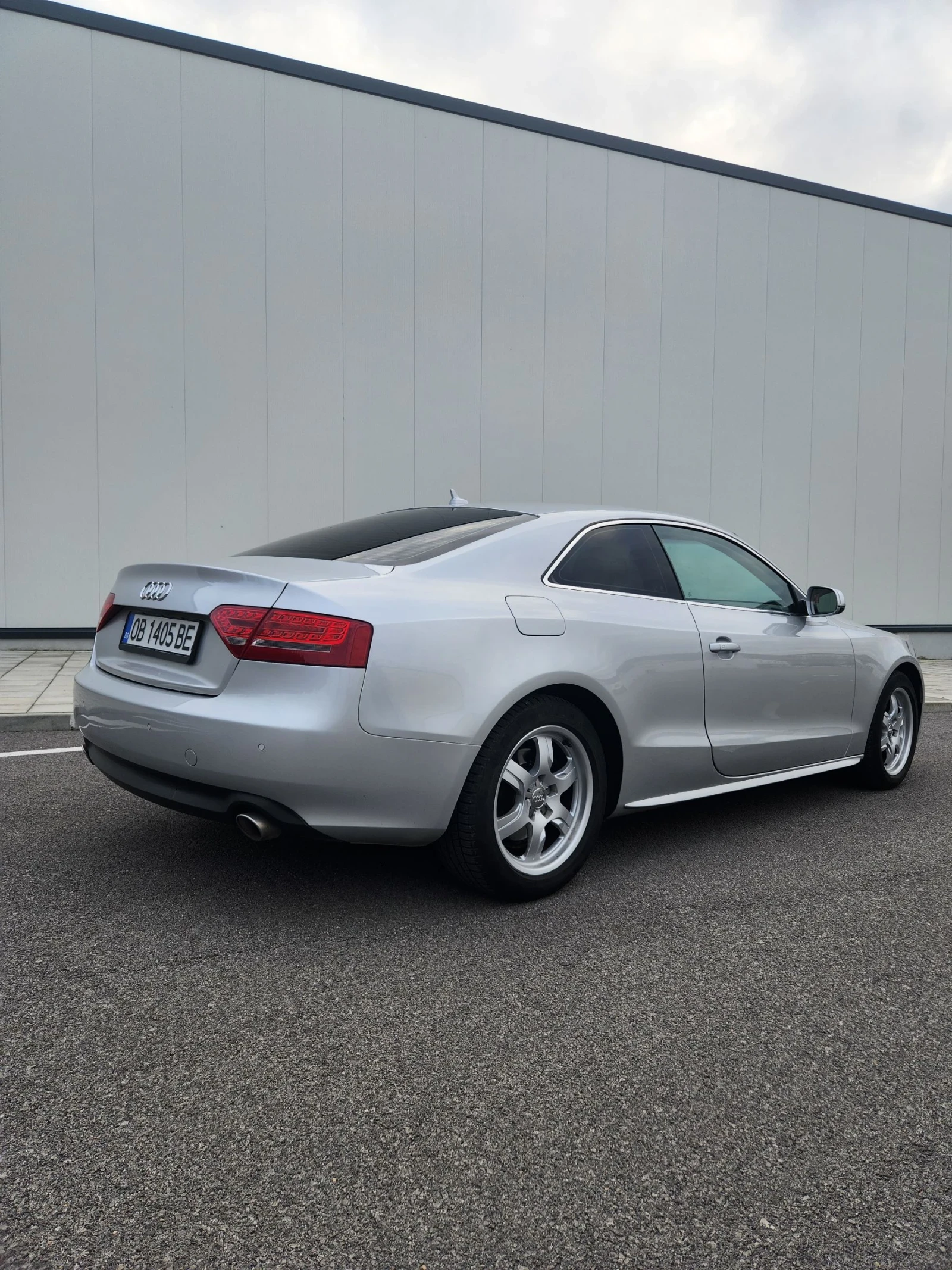 Audi A5 3.0tdi, 4х4, FULL ЕКСТРИ, ТОП СЪСТОЯНИЕ  - изображение 6