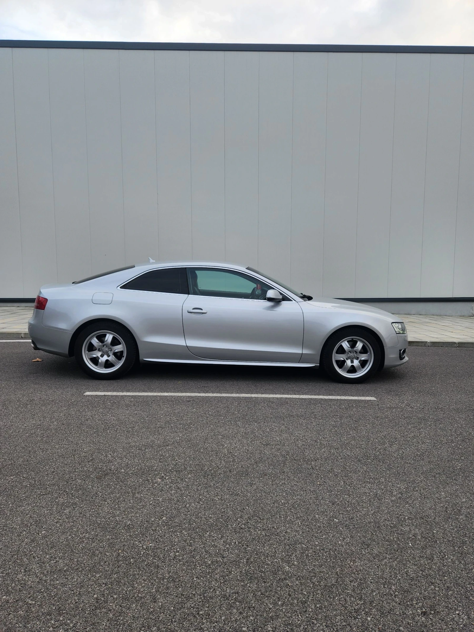 Audi A5 3.0tdi, 4х4, FULL ЕКСТРИ, ТОП СЪСТОЯНИЕ  - изображение 8