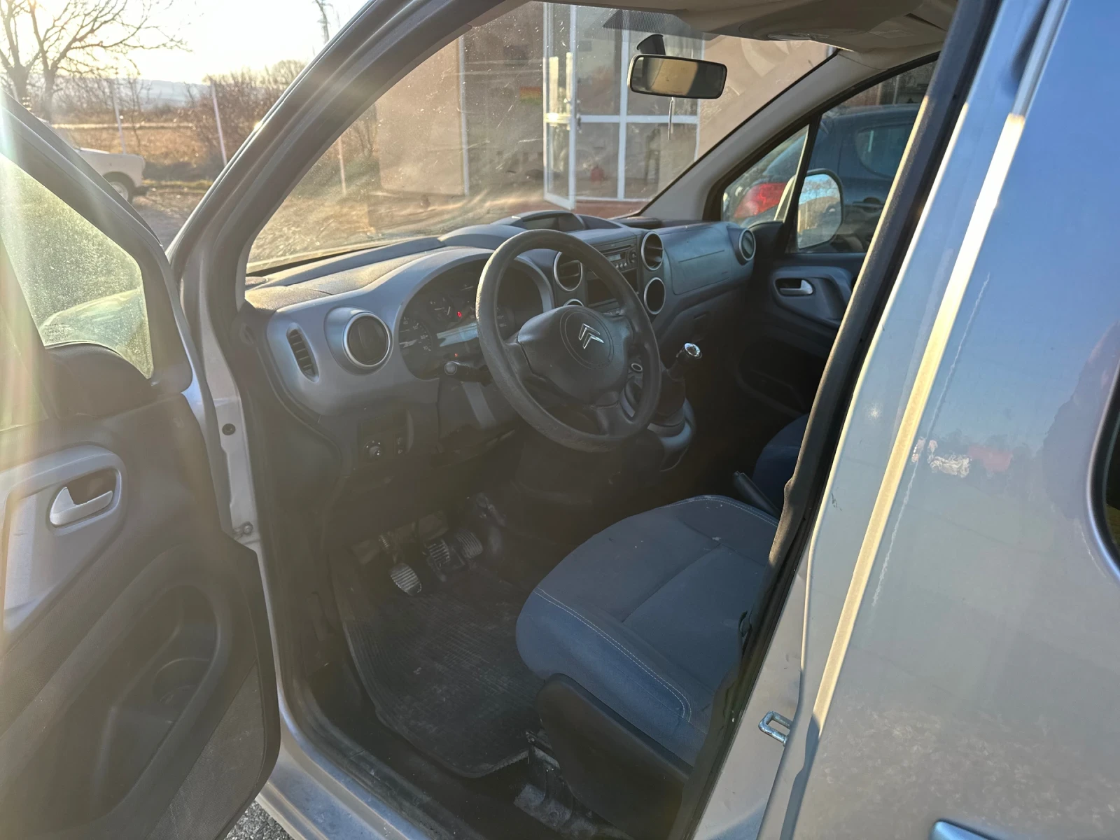 Citroen Berlingo 1.6 109кс - изображение 5