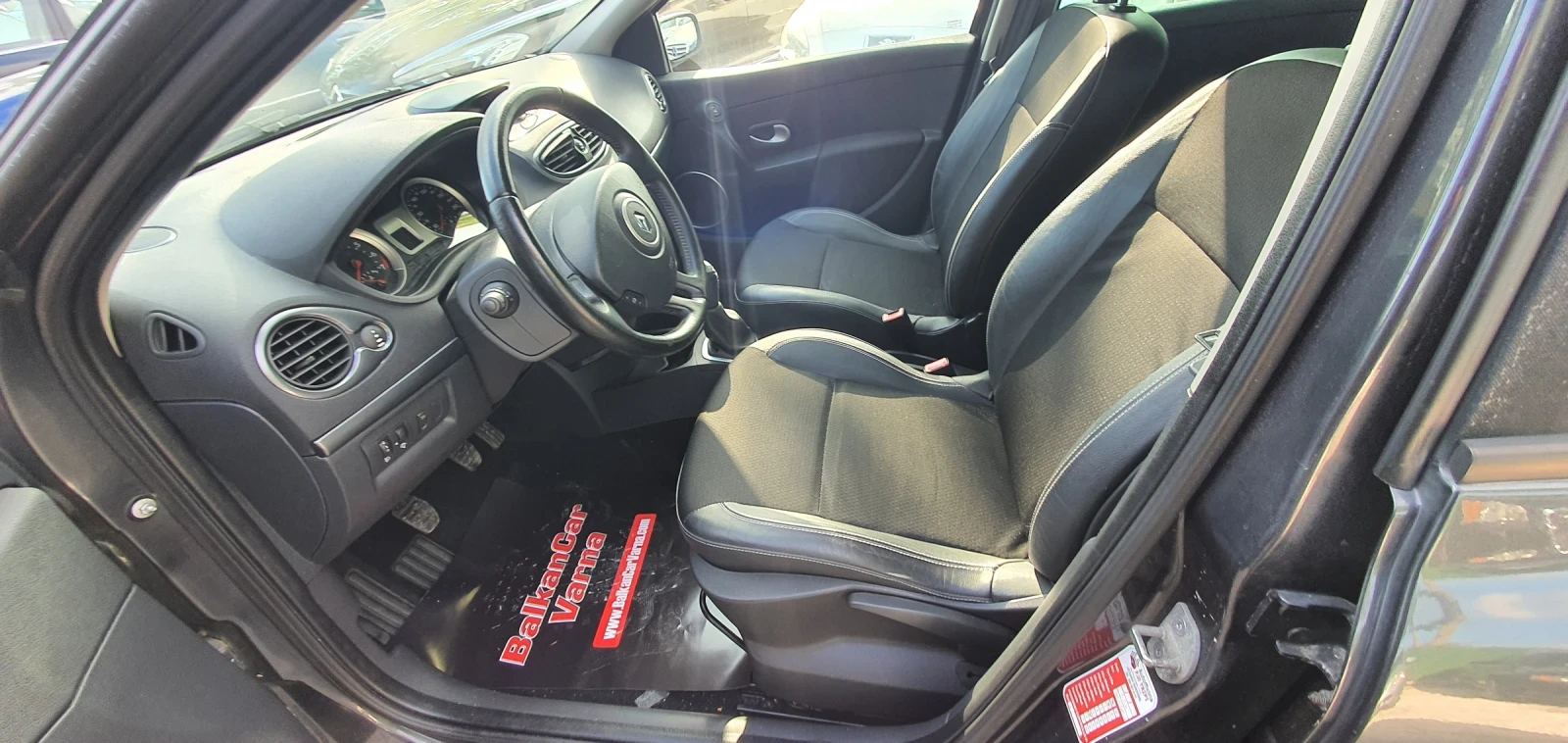 Renault Clio 1.2 16V 75хил.км.с ел.проблем - изображение 9