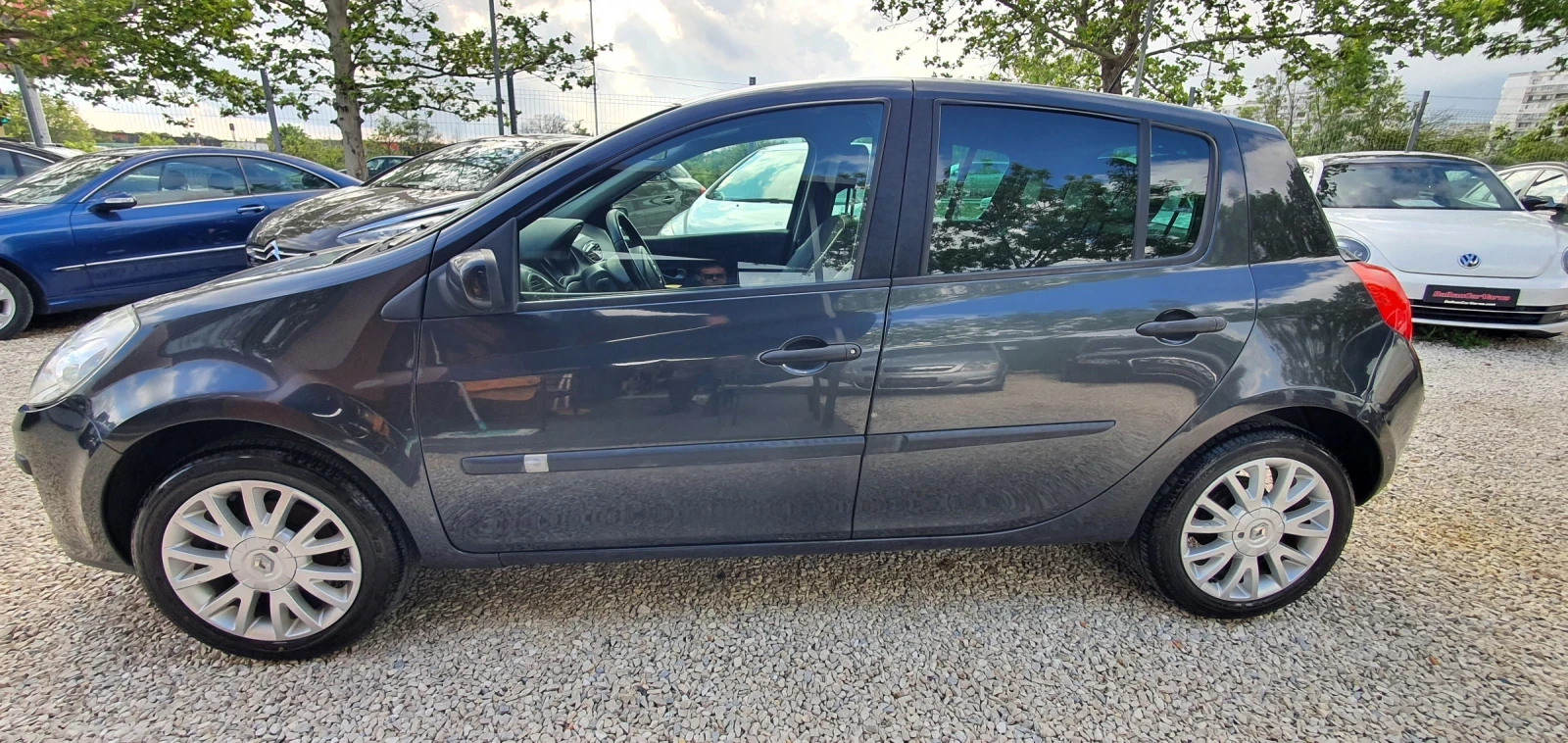 Renault Clio 1.2 16V 75хил.км.с ел.проблем - изображение 3