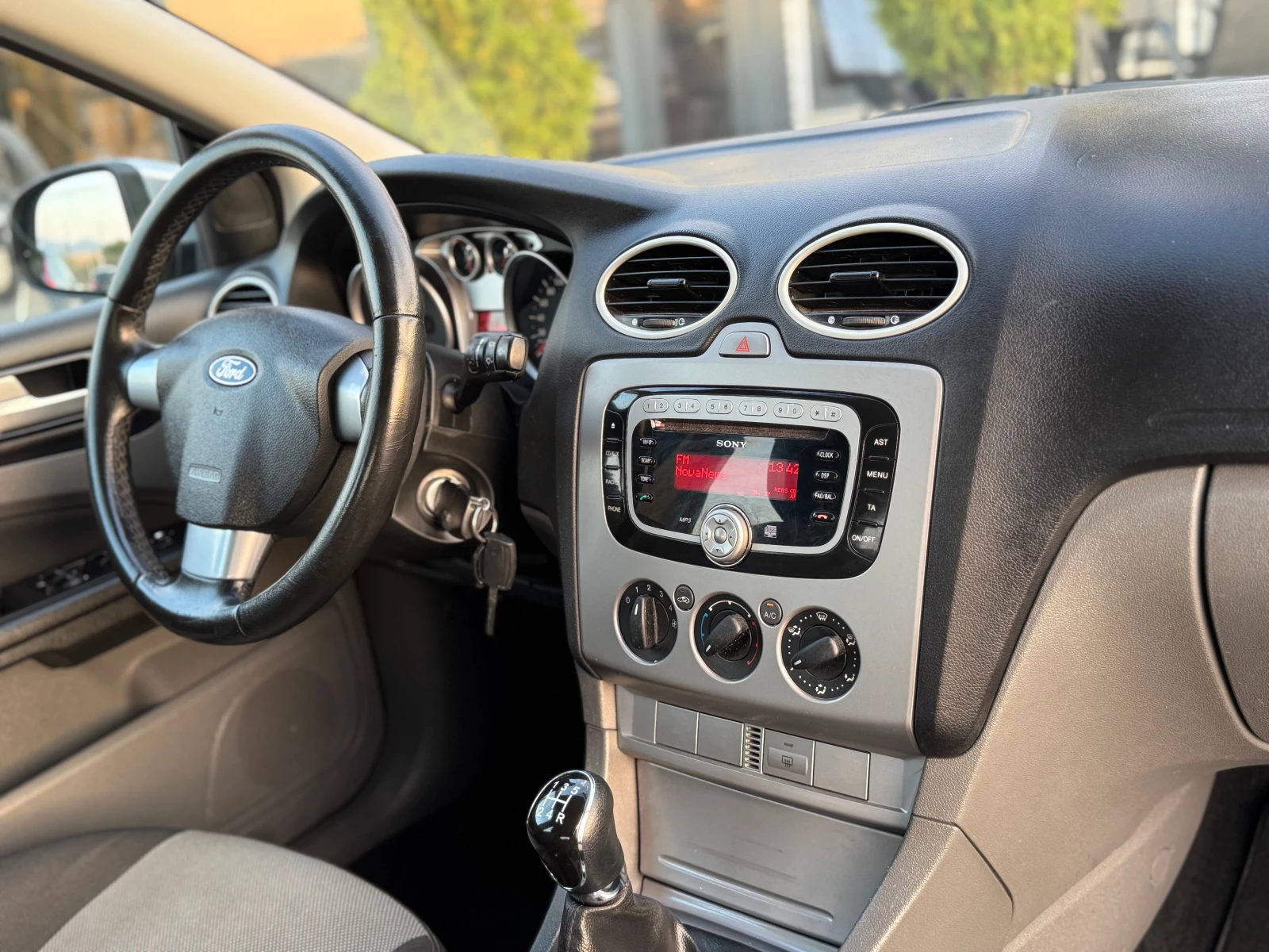 Ford Focus * ИТАЛИЯ* GHIA* 1.6-115* 167 ХИЛЯДИ*  - изображение 10