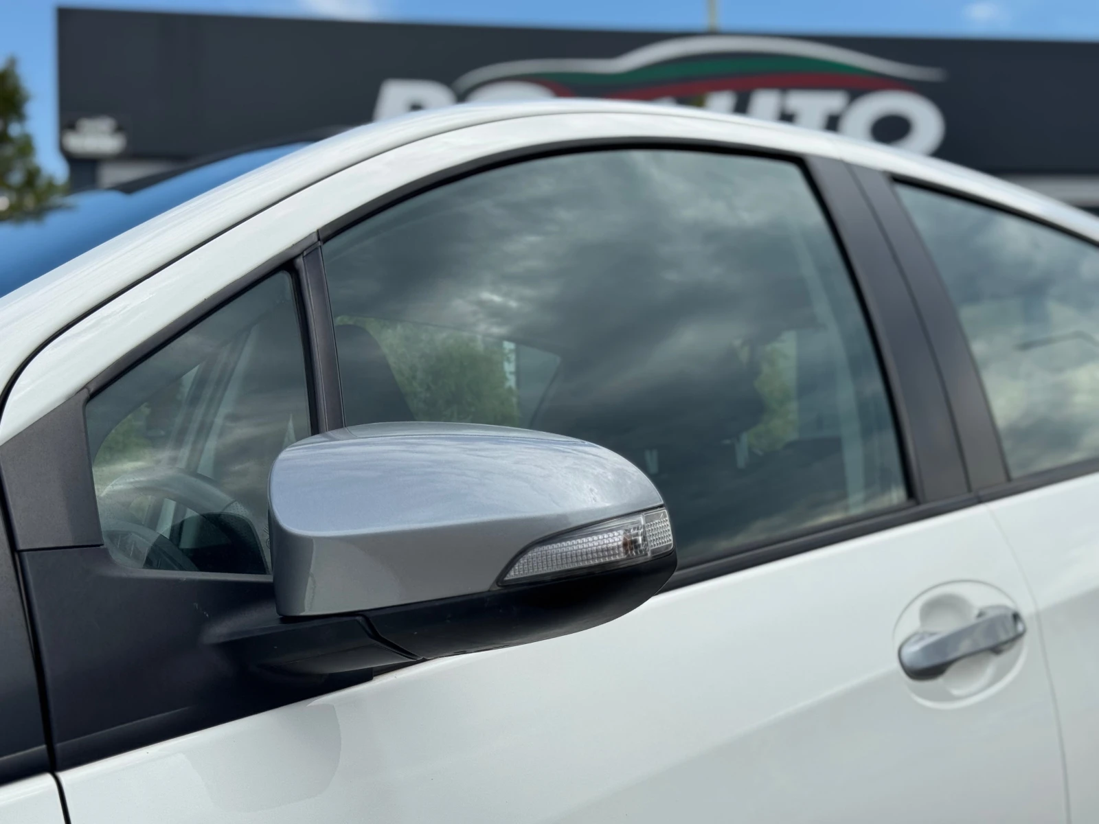 Toyota Yaris * ИТАЛИЯ* 1.4-90-D4D* CAMERA* NAVI*  - изображение 7