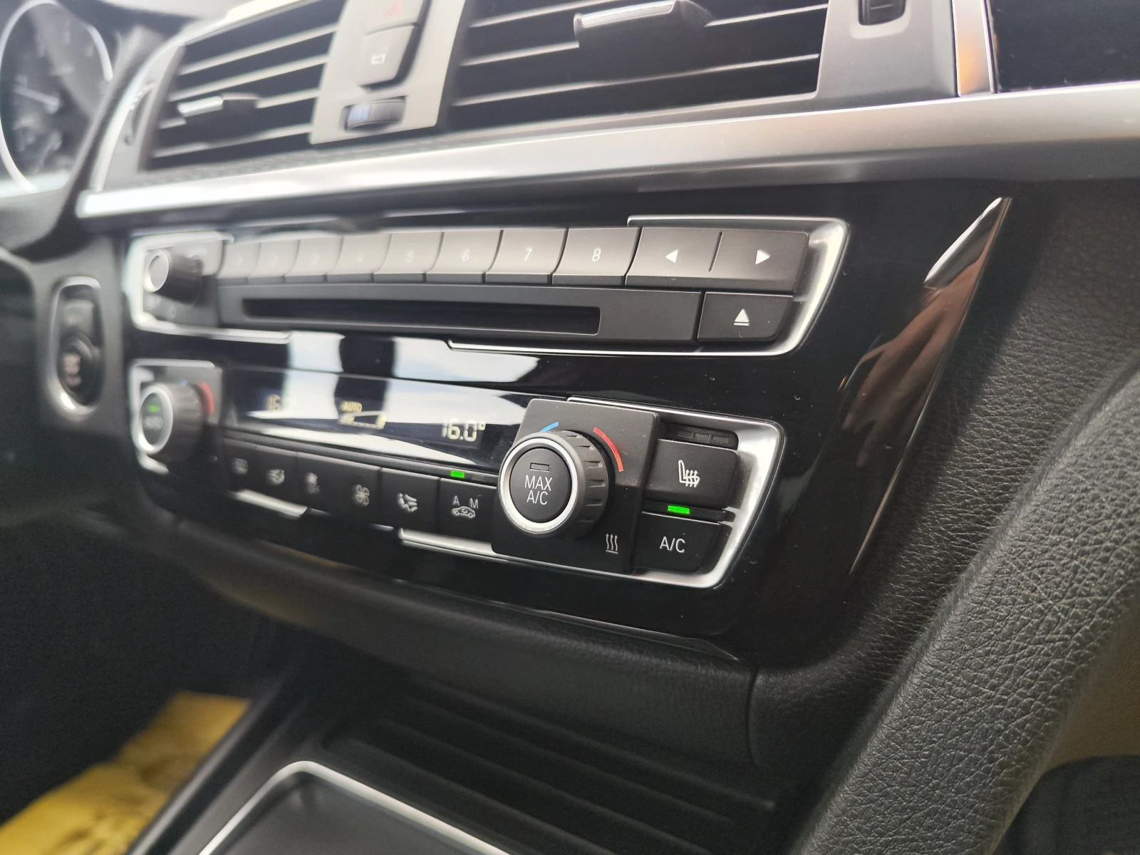 BMW 320 LUXURY* PODGREV* CAMERA* LIZING - изображение 10