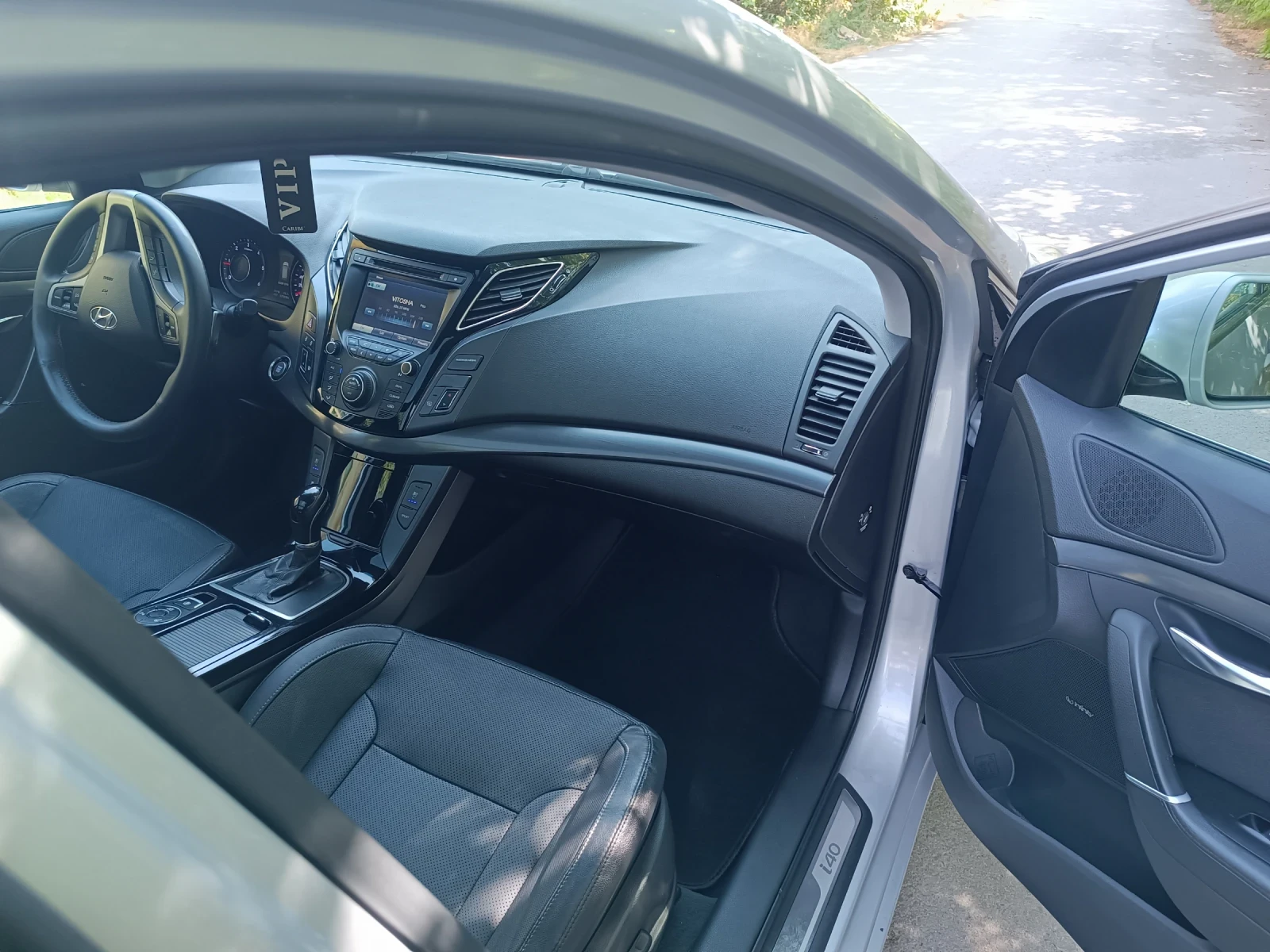 Hyundai I40 1.7/Обдухване/Нави/Панорама/Кожа - изображение 10