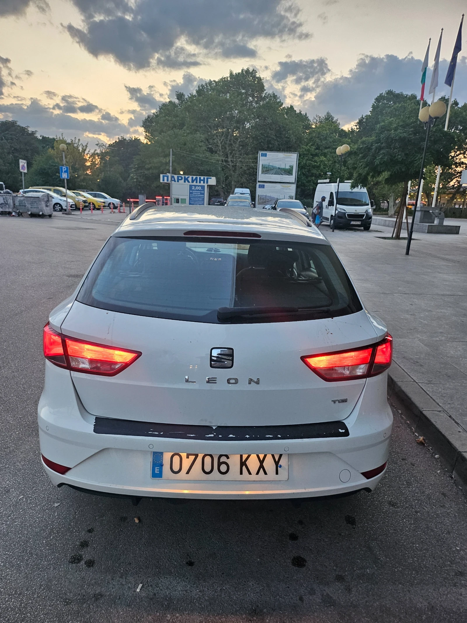 Seat Leon 1.5 TGI.Метан / Бензин - изображение 2