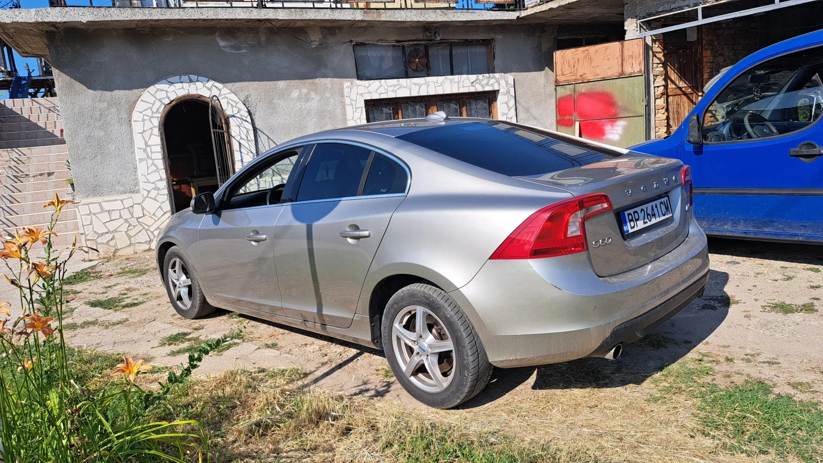 Volvo S60 2.4 D5 205  - изображение 3