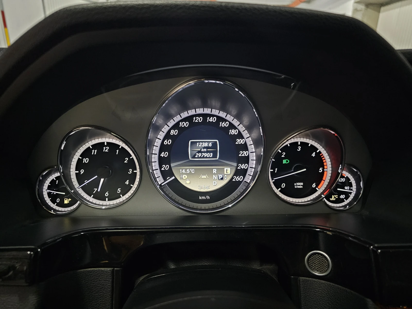 Mercedes-Benz E 350 CDI Avantgarde 4x4 | Mobile.bg   14