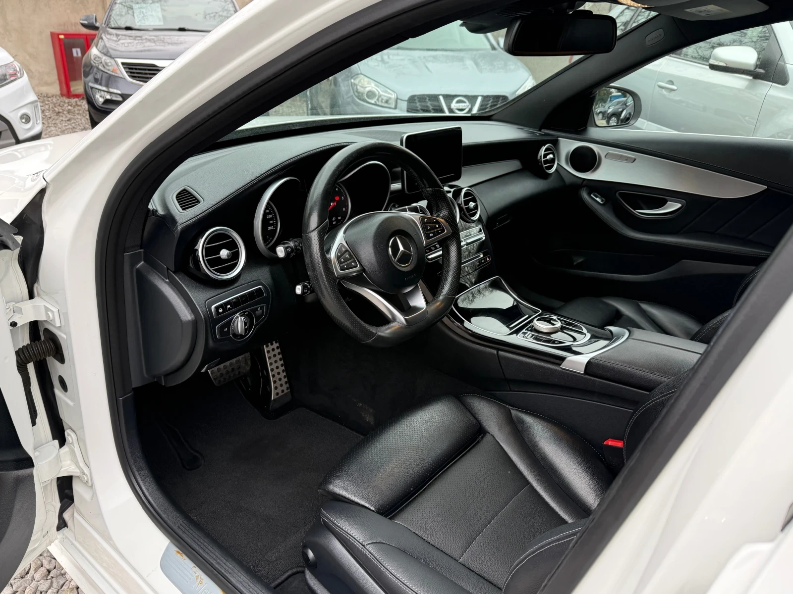 Mercedes-Benz C 250 BlueTEC AMG Line 4Matic 7G-Tronic - С ГАРАНЦИЯ! - изображение 8