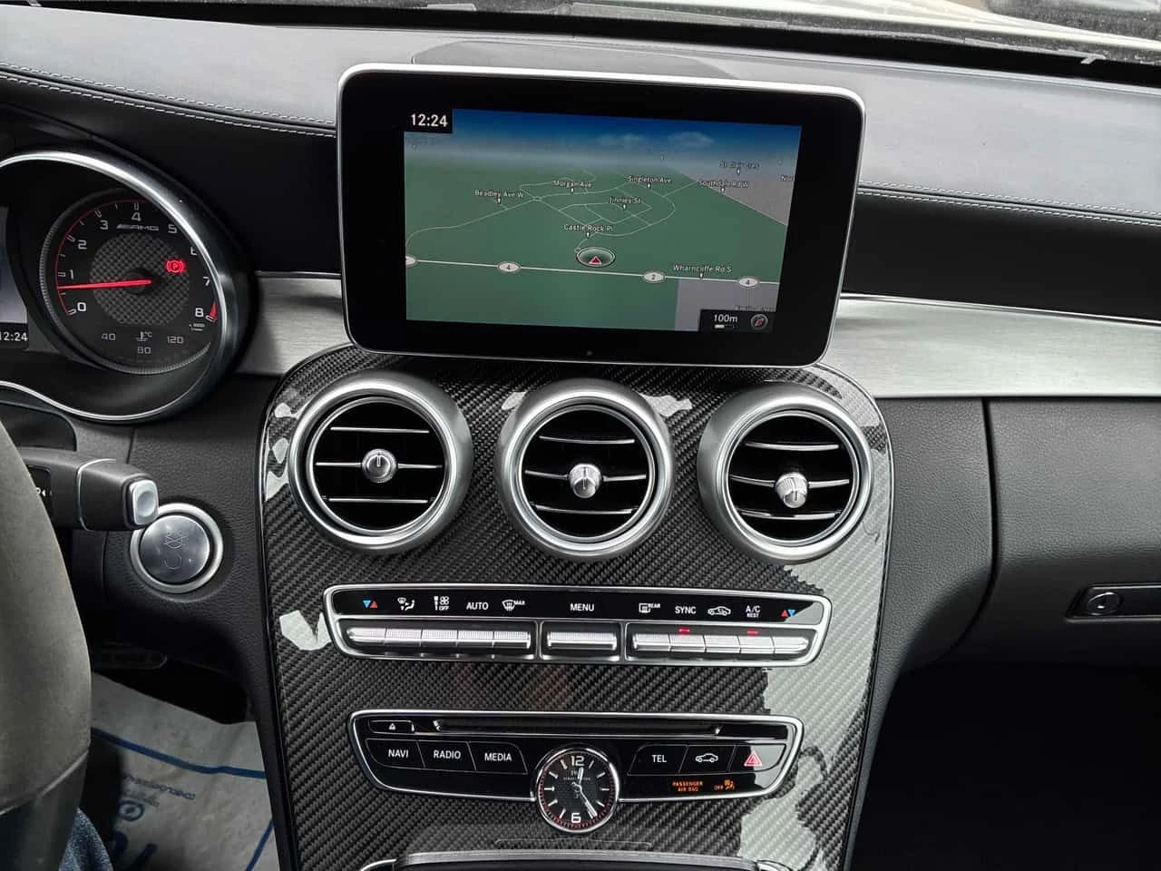 Mercedes-Benz C 63 AMG S| DISTRONIC| 360| BURMESTER| ОБДУХВАНЕ| CARFAX, снимка 11 - Автомобили и джипове - 53907848