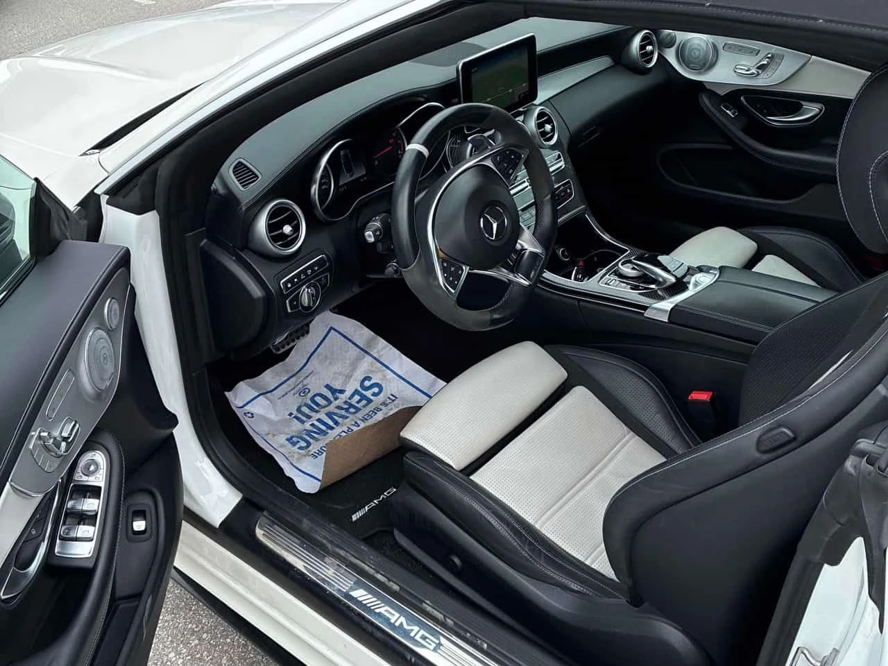 Mercedes-Benz C 63 AMG S| DISTRONIC| 360| BURMESTER| ОБДУХВАНЕ| CARFAX, снимка 8 - Автомобили и джипове - 53907848