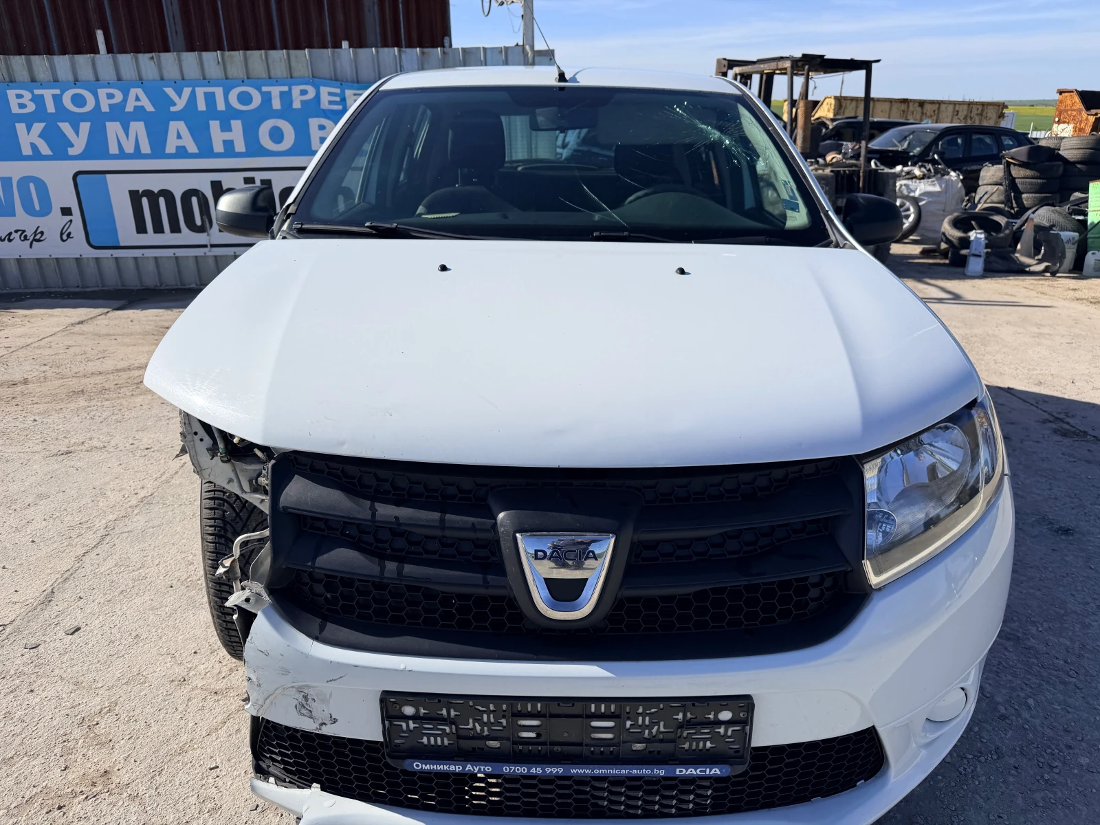 Dacia Sandero 1.2i, снимка 2 - Автомобили и джипове - 54346878